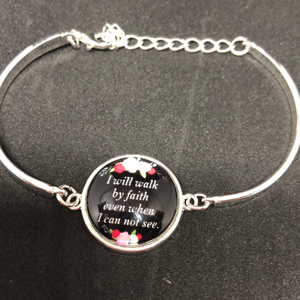 Bezel bracelet with message